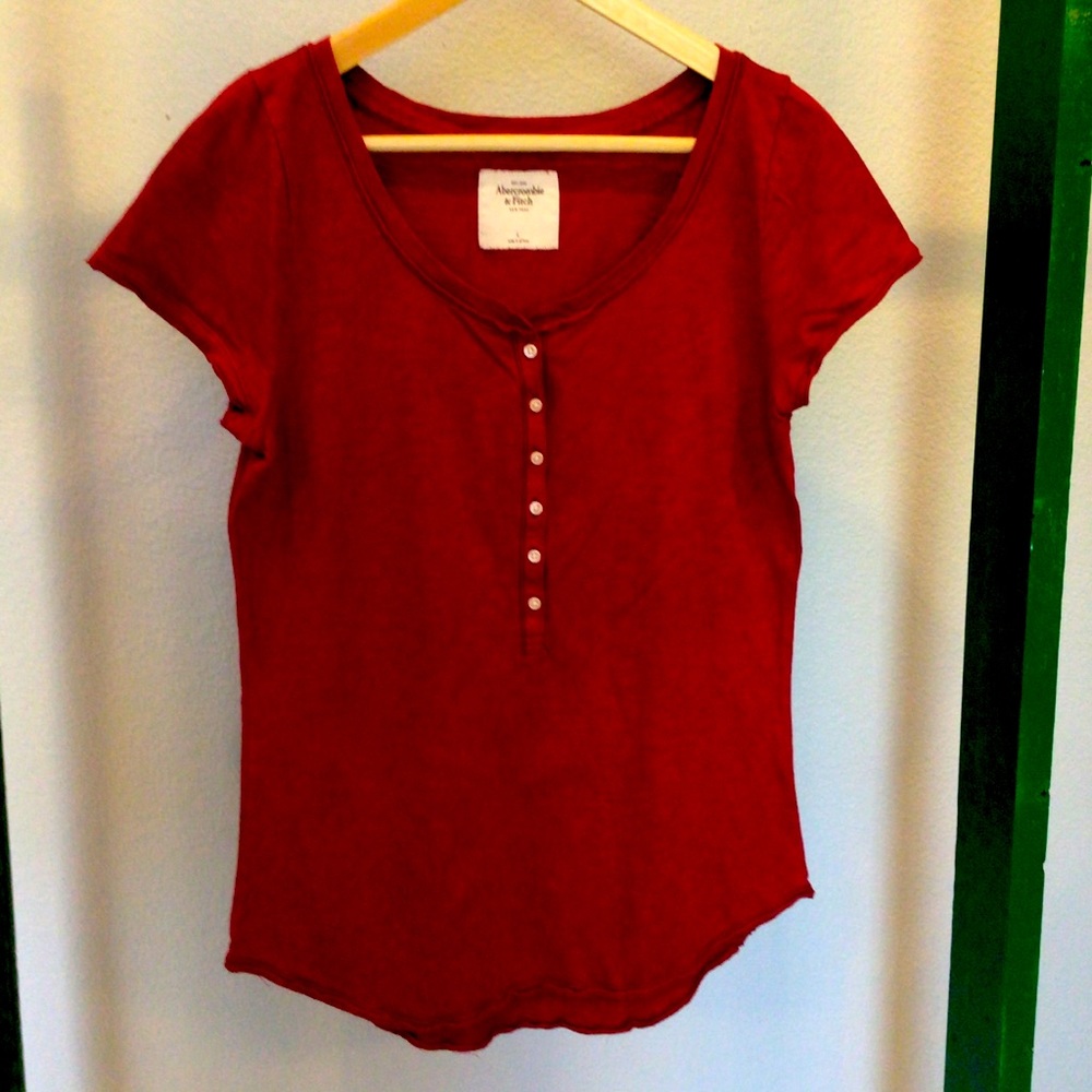 Abercrombie & Fitch Large T-Shirt